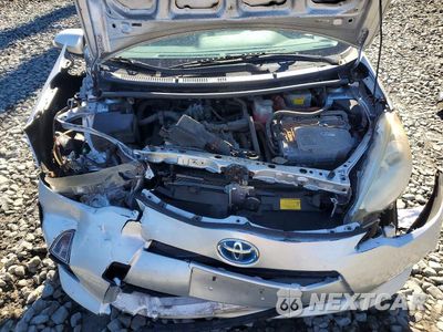 Zdjęcie 11 z 12 samochodu: 2012 TOYOTA PRIUS C ONE VIN:JTDKDTB38C1508107 - miniatura