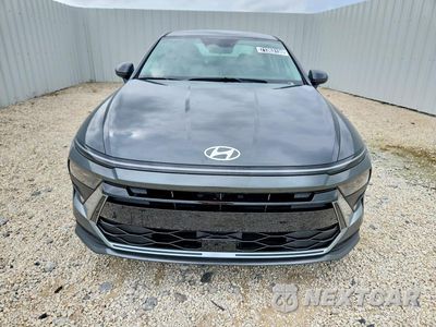 Piąte zdjęcie samochodu w środku: 2026 HYUNDAI SONATA HYBRID BLUE VIN:KMHL24JJ6TA145995 - miniatura