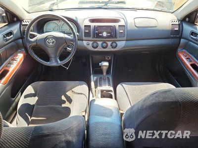 Zdjęcie 8 z 12 samochodu: 2002 TOYOTA CAMRY SE VIN:JTDBE32KX20034587 - miniatura