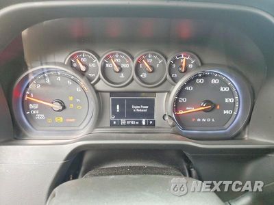 Zdjęcie 9 z 13 samochodu: 2021 CHEVROLET SILVERADO K1500 CUSTOM VIN:1GCPYBEK0MZ241166 - miniatura