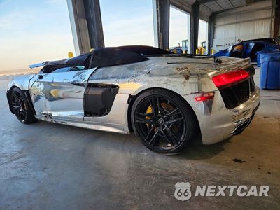 Drugie zdjęcie samochodu z przodu: 2017 AUDI R8 SPYDER VIN:WUAVACFXXH7904405 - miniatura