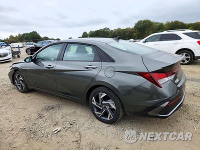 Drugie zdjęcie samochodu z przodu: 2025 HYUNDAI ELANTRA SEL SPORT VIN:KMHLM4DG0SU057807 - miniatura