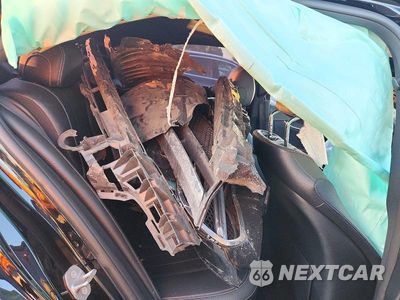 Zdjęcie 10 z 13 samochodu: 2017 MERCEDES-BENZ E 300 VIN:WDDZF4JB1HA221955 - miniatura