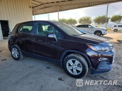 Czwarte zdjęcie samochodu z boku: 2020 CHEVROLET TRAX LS VIN:KL7CJKSB6LB342515 - miniatura