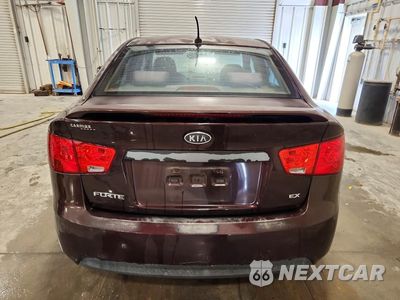 Zdjęcie 6 z 12 samochodu: 2011 KIA FORTE EX VIN:KNAFU4A21B5402862 - miniatura