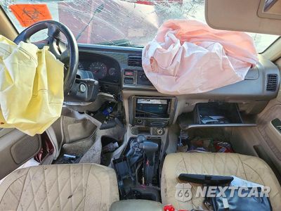 Zdjęcie 8 z 13 samochodu: 2000 NISSAN FRONTIER XE VIN:1N6ED27Y7YC410609 - miniatura