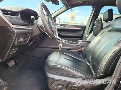 Zdjęcie 7 z 13 samochodu: 2024 JEEP GRAND CHEROKEE LIMITED 4XE VIN:1C4RJYB61R8520498 - miniatura