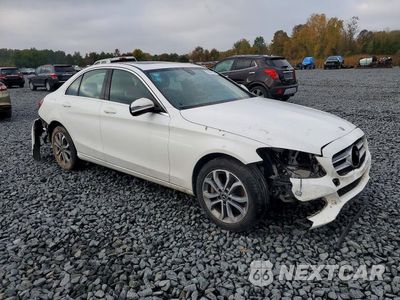 Czwarte zdjęcie samochodu z boku: 2018 MERCEDES-BENZ C 300 4MATIC VIN:55SWF4KBXJU243928 - miniatura