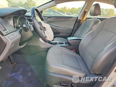 Zdjęcie 7 z 13 samochodu: 2012 HYUNDAI SONATA SE VIN:5NPEC4AC3CH424471 - miniatura