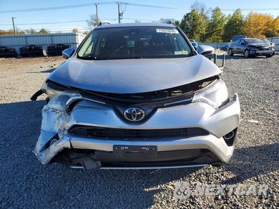 Piąte zdjęcie samochodu w środku: 2018 TOYOTA RAV4 XLE VIN:JTMRFREV7JJ243976 - miniatura