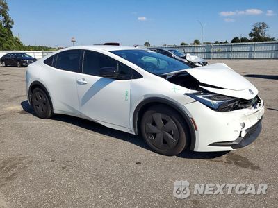 Czwarte zdjęcie samochodu z boku: 2025 TOYOTA PRIUS LE VIN:JTDACAAU9S3049685 - miniatura