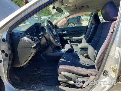 Zdjęcie 7 z 12 samochodu: 2012 HONDA ACCORD LX VIN:1HGCP2F33CA222344 - miniatura