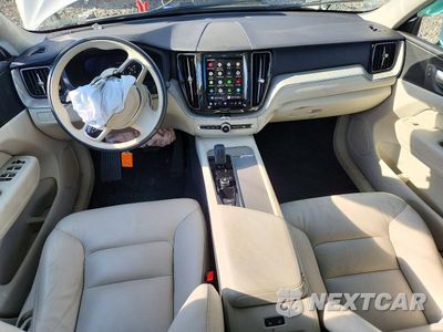 Zdjęcie 8 z 14 samochodu: 2023 VOLVO XC60 PLUS VIN:YV4L12RN6P1294672 - miniatura