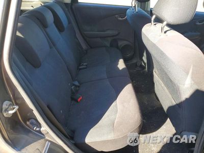 Zdjęcie 10 z 12 samochodu: 2011 HONDA FIT SPORT VIN:JHMGE8G51BC011430 - miniatura