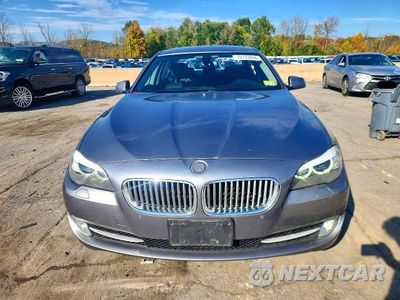 Piąte zdjęcie samochodu w środku: 2011 BMW 550 XI VIN:WBAFU9C50BC783765 - miniatura