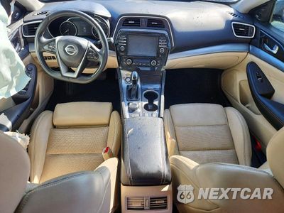 Zdjęcie 8 z 12 samochodu: 2017 NISSAN MAXIMA 3.5 SL VIN:1N4AA6AP5HC453708 - miniatura