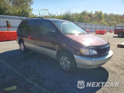 Czwarte zdjęcie samochodu z boku: 1998 TOYOTA SIENNA XLE VIN:4T3ZF13C0WU011974 - miniatura