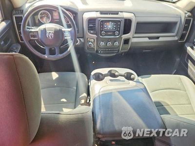 Zdjęcie 8 z 12 samochodu: 2015 RAM 1500 ST VIN:1C6RR6KM9FS521867 - miniatura