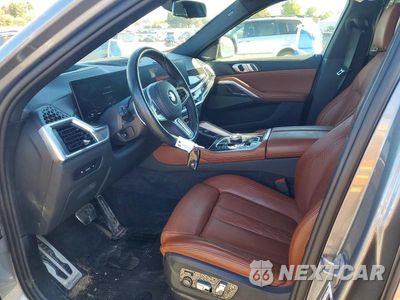 Zdjęcie 7 z 13 samochodu: 2025 BMW X6 M60I VIN:5UX43EX06S9X14613 - miniatura