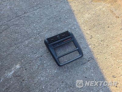 Zdjęcie 12 z 13 samochodu: 1997 CHEVROLET CAMARO BASE VIN:2G1FP22K4V2100939 - miniatura