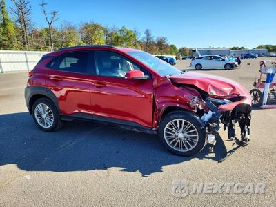 Czwarte zdjęcie samochodu z boku: 2018 HYUNDAI KONA SEL VIN:KM8K62AA7JU161588 - miniatura