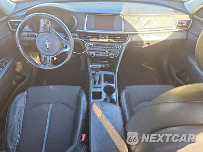 Zdjęcie 8 z 12 samochodu: 2018 KIA OPTIMA S VIN:5XXGT4L35JG251261 - miniatura