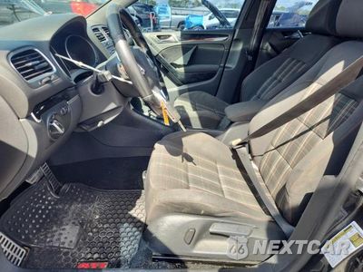 Zdjęcie 7 z 12 samochodu: 2010 VOLKSWAGEN GTI VIN:WVWHD7AJ8AW283978 - miniatura