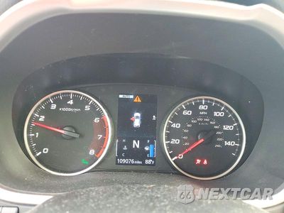 Zdjęcie 9 z 13 samochodu: 2019 MITSUBISHI ECLIPSE CROSS SE VIN:JA4AT5AA6KZ021377 - miniatura
