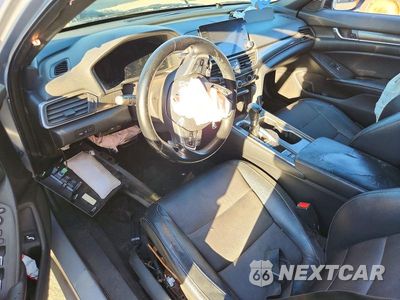 Zdjęcie 8 z 13 samochodu: 2018 HONDA ACCORD SPORT VIN:1HGCV1F35JA022482 - miniatura