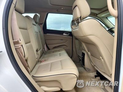Zdjęcie 11 z 13 samochodu: 2017 JEEP GRAND CHEROKEE OVERLAND VIN:1C4RJFCG2HC772493 - miniatura