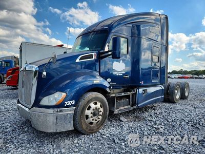 2017 KENWORTH T680 SEMI TRUCK 1XKYDP9X8HJ142283 - główne zdjęcie licytacji z USA - miniatura
