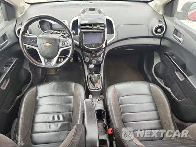 Zdjęcie 8 z 12 samochodu: 2015 CHEVROLET SONIC RS VIN:1G1JH6SB8F4214565 - miniatura
