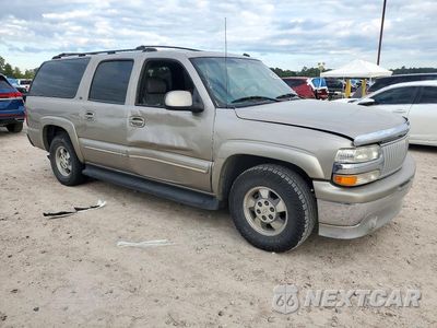Czwarte zdjęcie samochodu z boku: 2002 CHEVROLET SUBURBAN C1500 VIN:3GNEC16Z42G324258 - miniatura