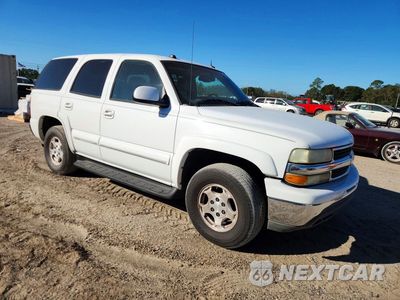 Czwarte zdjęcie samochodu z boku: 2004 CHEVROLET TAHOE C1500 VIN:1GNEC13Z14R121545 - miniatura