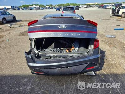 Zdjęcie 6 z 13 samochodu: 2021 HYUNDAI SONATA SEL VIN:5NPEL4JA2MH105675 - miniatura
