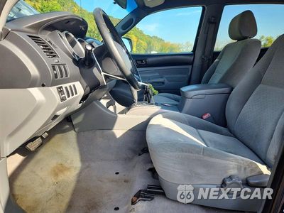 Zdjęcie 7 z 12 samochodu: 2008 TOYOTA TACOMA V6 VIN:5TELU42N28Z535165 - miniatura