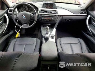 Zdjęcie 8 z 13 samochodu: 2013 BMW 328 XI VIN:WBA3B3C56DJ698207 - miniatura