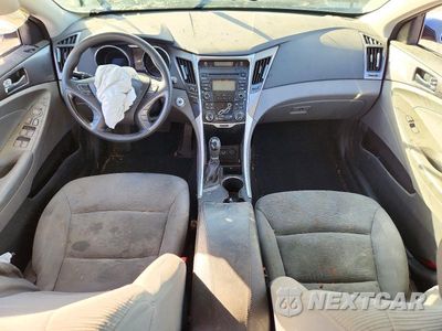 Zdjęcie 8 z 12 samochodu: 2013 HYUNDAI SONATA HYBRID BASE VIN:KMHEC4A46DA084519 - miniatura