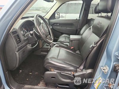 Zdjęcie 7 z 12 samochodu: 2012 JEEP LIBERTY SPORT VIN:1C4PJMAKXCW202252 - miniatura