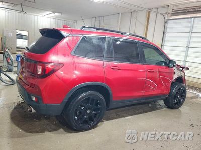 Trzecie zdjęcie samochodu z tyłu: 2024 HONDA PASSPORT BLACK EDITION VIN:5FNYF8H85RB000665 - miniatura