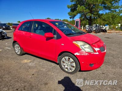 Czwarte zdjęcie samochodu z boku: 2008 TOYOTA YARIS BASE VIN:JTDJT923285160810 - miniatura