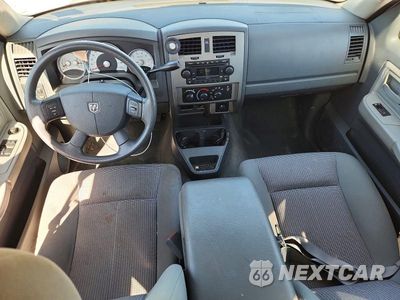Zdjęcie 8 z 12 samochodu: 2007 DODGE DAKOTA SLT VIN:1D7HW42K57S267274 - miniatura