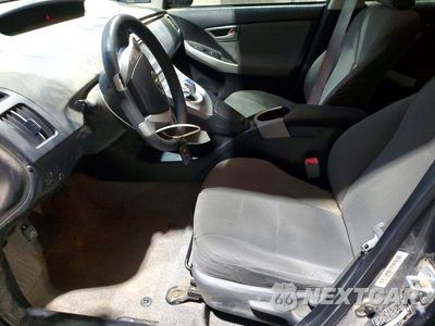 Zdjęcie 7 z 12 samochodu: 2013 TOYOTA PRIUS THREE VIN:JTDKN3DU6D5660772 - miniatura