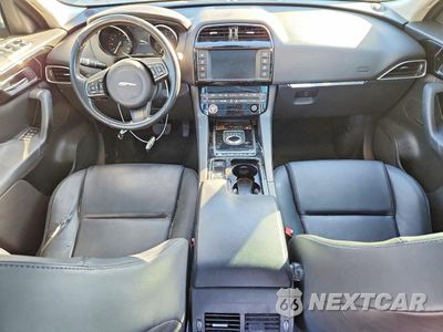 Zdjęcie 8 z 12 samochodu: 2018 JAGUAR F-PACE PREMIUM VIN:SADCJ2FN3JA241866 - miniatura