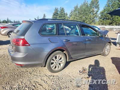 Trzecie zdjęcie samochodu z tyłu: 2017 VOLKSWAGEN GOLF SPORTWAGEN S VIN:3VW017AU3HM524465 - miniatura