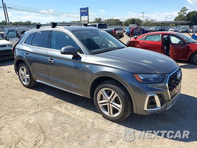 Czwarte zdjęcie samochodu z boku: 2021 AUDI Q5 E PREMIUM PLUS VIN:WA1E2AFY5M2028559 - miniatura