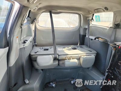 Zdjęcie 10 z 12 samochodu: 2019 TOYOTA SIENNA L 7-PASSENGER VIN:5TDZZ3DC6KS006470 - miniatura