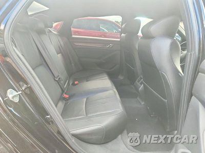 Zdjęcie 10 z 12 samochodu: 2020 HONDA ACCORD TOURING VIN:1HGCV2F9XLA028789 - miniatura