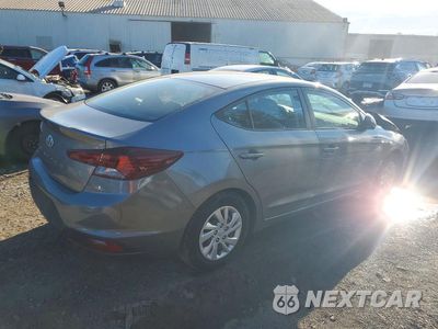 Trzecie zdjęcie samochodu z tyłu: 2019 HYUNDAI ELANTRA SE VIN:5NPD74LF5KH442718 - miniatura