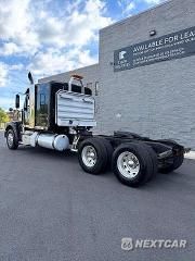 Trzecie zdjęcie samochodu z tyłu: 2015 FREIGHTLINER CORONADO SEMI TRUCK VIN:3AKJGND11FDGR4029 - miniatura